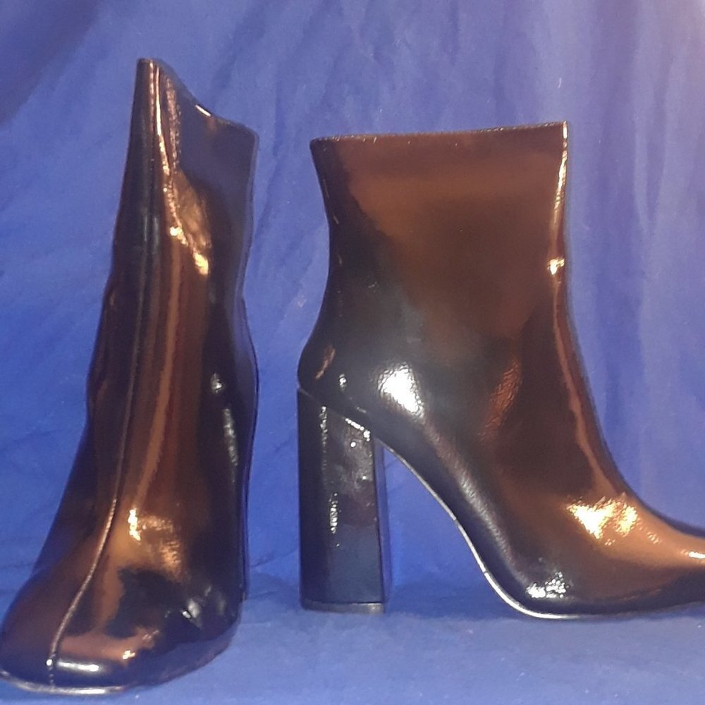 Magnum Squared Toe Booties - Picture 7 of 7